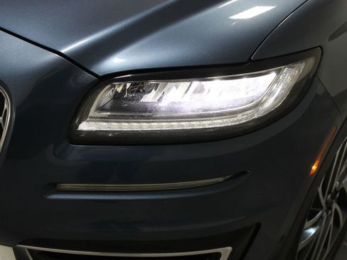 Used 2019 Lincoln Nautilus Reserve FWD image 57
