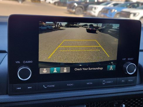 Used 2025 Honda CR-V Sport image 18