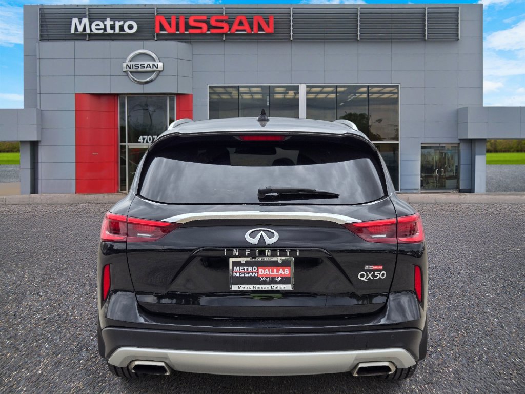 Used 2021 INFINITI QX50 Luxe FWD image 5