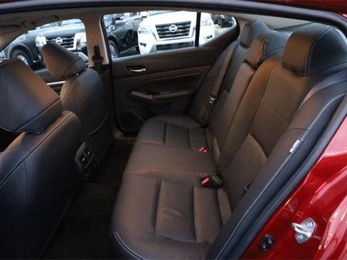 Certified 2025 Nissan Altima 2.5 SL image 10