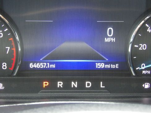 Used 2022 Ford Explorer XLT w/ Equipment Group 202A image 21