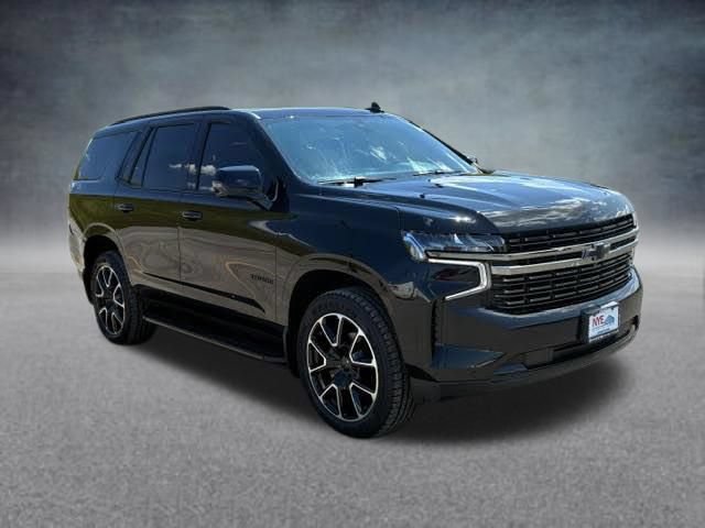 Used 2021 Chevrolet Tahoe RST w/ Luxury Package AWD/4WD image 14