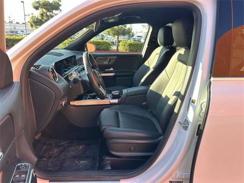 Used 2023 Mercedes-Benz GLB 250 GLB 250 image 17