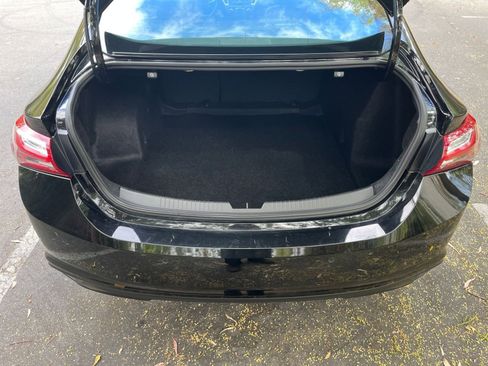 Used 2024 Chevrolet Malibu LT image 31