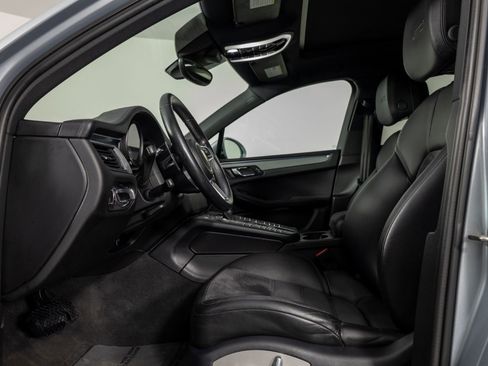 Used 2017 Porsche Macan GTS image 14