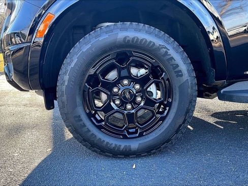 Used 2025 Ford Ranger XLT image 9