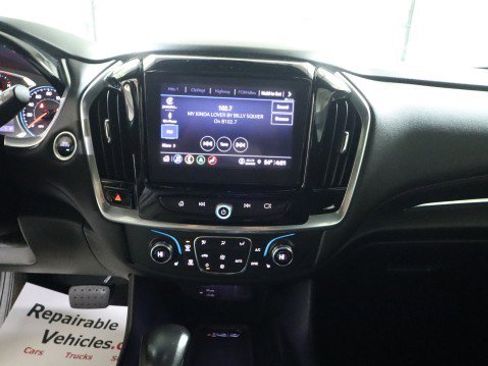 Used 2022 Chevrolet Traverse RS w/ LPO, Floor Liner Package AWD/4WD image 14