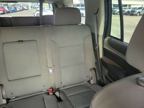 Used 2016 Chevrolet Tahoe LS RWD image 17
