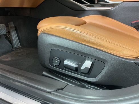 Certified 2022 BMW 330i Sedan image 20