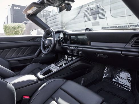 Used 2024 Porsche 911 Carrera GTS w/ Premium Package image 32