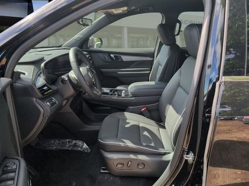 New 2026 Buick Enclave Preferred w/ Power Package FWD image 5