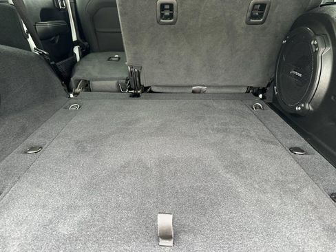 Used 2020 Jeep Wrangler Unlimited Sahara image 14