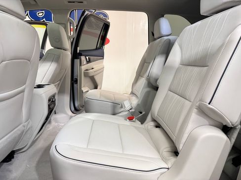 New 2026 Buick Enclave Avenir w/ Super Cruise Package image 10