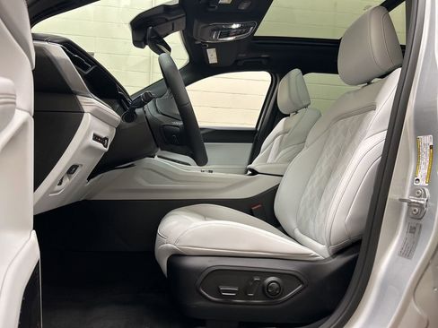 New 2026 Jeep Cherokee Overland AWD/4WD image 7