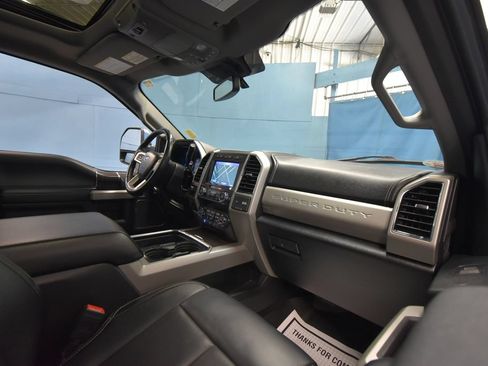 Used 2021 Ford F250 Lariat w/ Tremor Off-Road Package AWD/4WD image 28