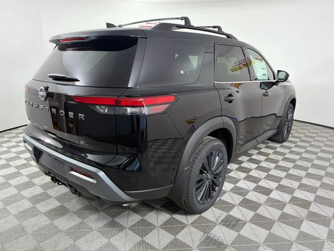 New 2026 Nissan Pathfinder SL w/ SL Premium Package FWD image 6