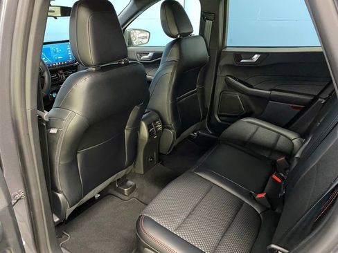 Used 2024 Ford Escape ST-Line w/ Tech Pack #1 image 33