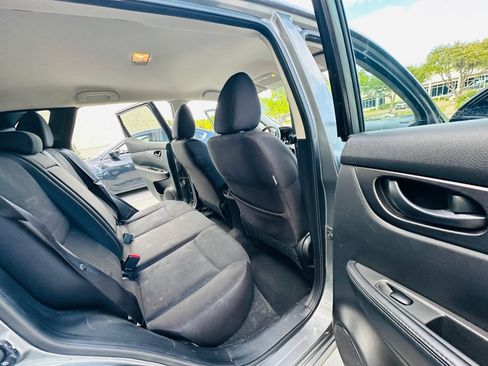 Used 2019 Nissan Rogue Sport S FWD image 23