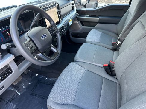 New 2026 Ford F250 XLT w/ XLT Premium Package image 9
