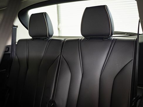 Used 2023 Acura MDX SH-AWD w/ Advance Package image 36