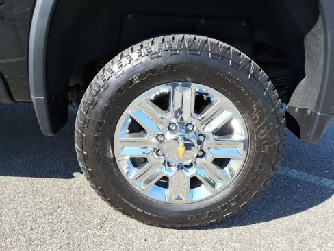 Certified 2025 Chevrolet Silverado 2500 High Country w/ Technology Package image 14