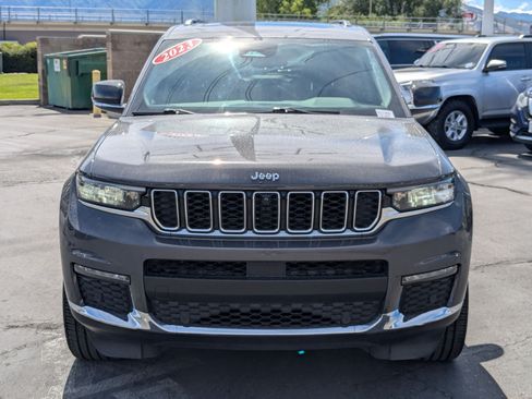 Used 2023 Jeep Grand Cherokee L Limited w/ Luxury Tech Group II AWD/4WD image 9