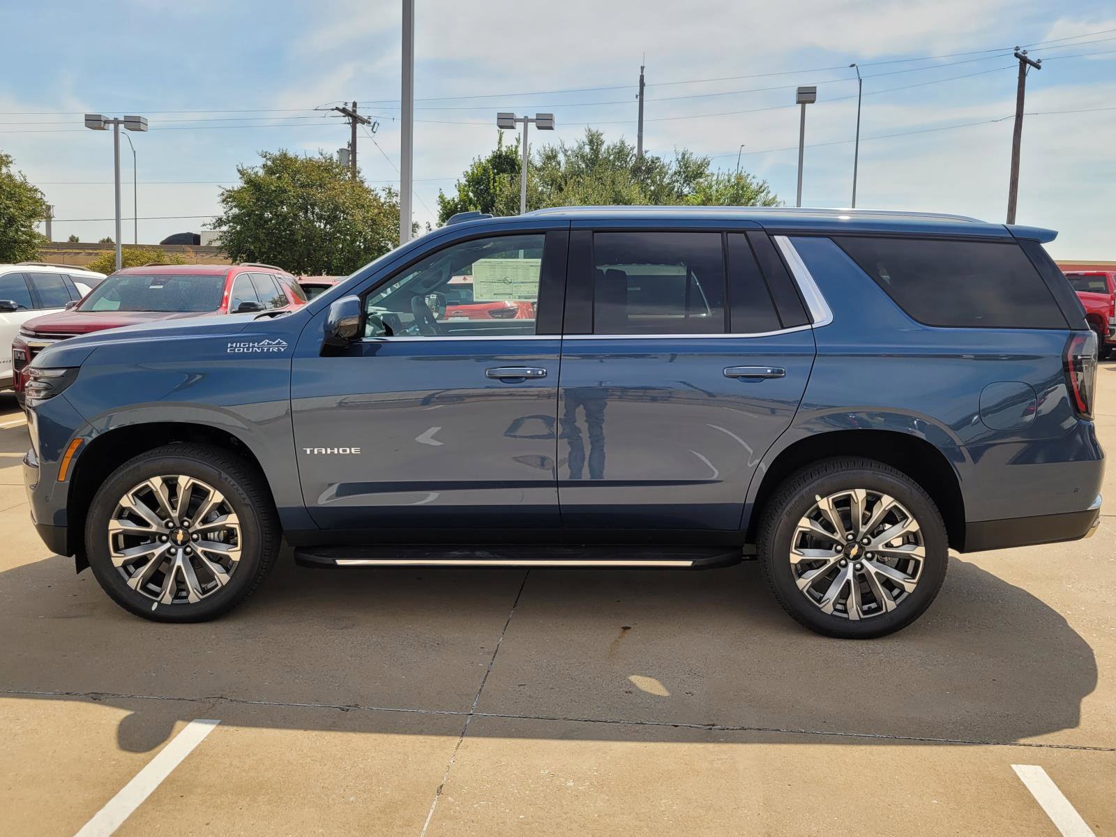 New 2026 Chevrolet Tahoe High Country w/ Sun And Tow Package AWD/4WD image 2