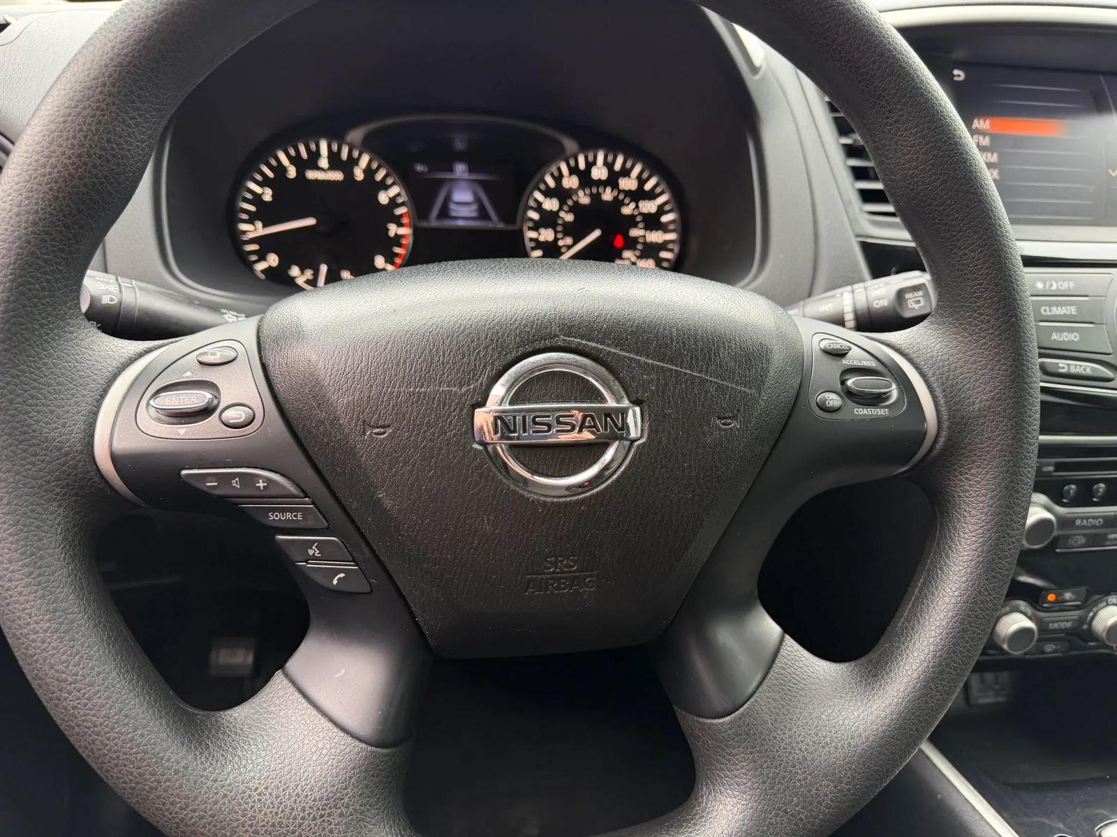 Used 2020 Nissan Pathfinder S FWD image 14