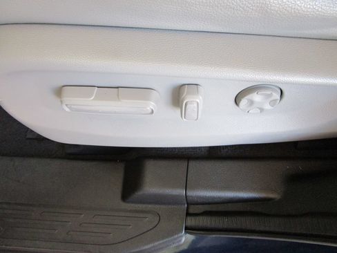 Used 2022 Honda Odyssey EX-L image 35