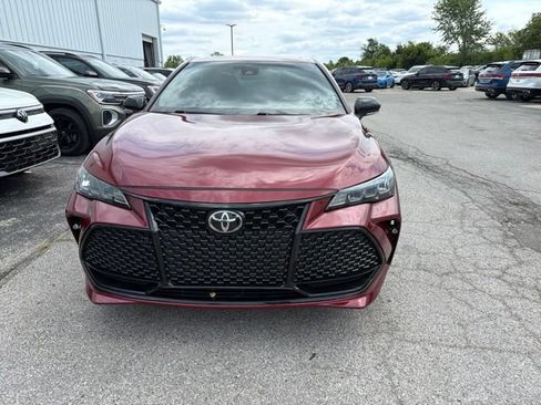 Used 2019 Toyota Avalon XSE w/ All Weather Liner Package FWD image 2