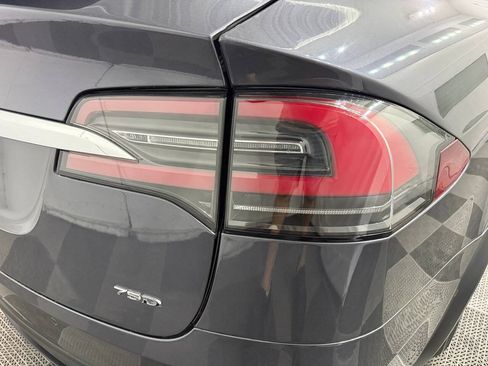 Used 2017 Tesla Model X 75D AWD/4WD image 32