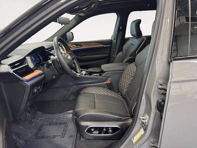 New 2027 Jeep Grand Cherokee L Summit AWD/4WD image 8