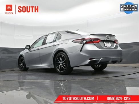 Used 2023 Toyota Camry SE image 48
