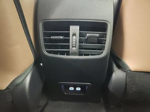 Used 2026 Toyota Corolla Cross XLE FWD image 41