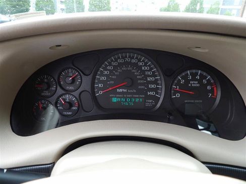 Used 2004 Chevrolet Impala SS w/ Preferred Equipment Group image 18