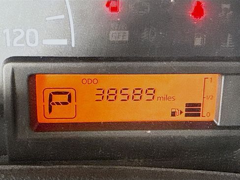 Used 2019 Nissan NV200 S image 15