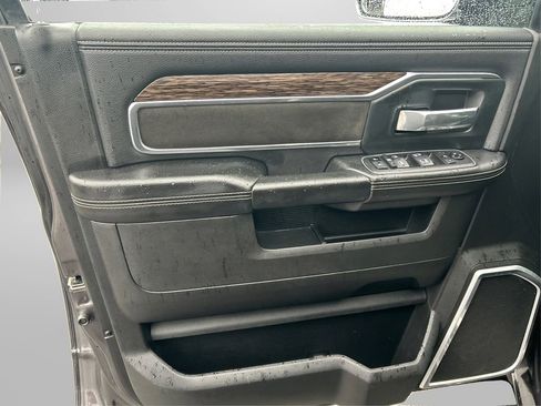 Certified 2020 RAM 2500 Laramie image 24