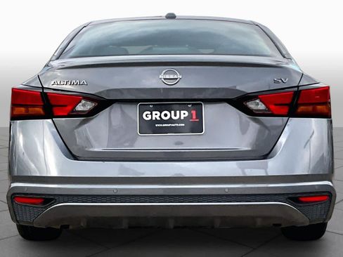 Certified 2024 Nissan Altima 2.5 SV FWD image 5
