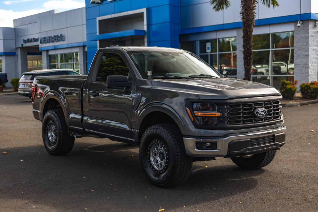 Used 2025 Ford F150 XL w/ Equipment Group 103A High AWD/4WD image 6