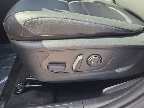 New 2026 Kia Sportage SX image 21