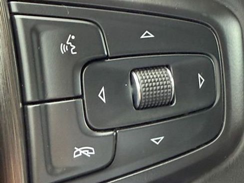 Used 2025 GMC Sierra 1500 AT4 w/ AT4 Preferred Package image 36