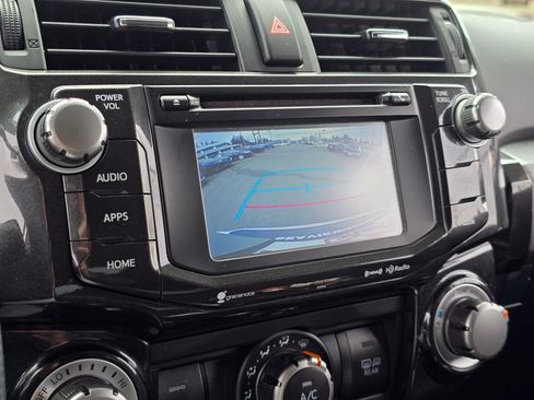 Used 2019 Toyota 4Runner TRD Off-Road AWD/4WD image 28
