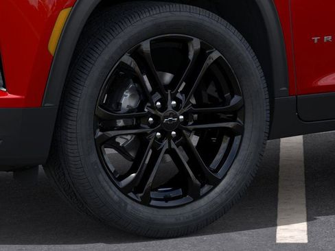 New 2026 Chevrolet Traverse LT image 9