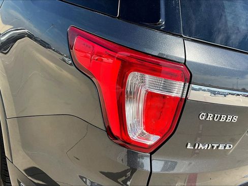 Used 2019 Ford Explorer Limited w/ Ford Safe & Smart Package image 39