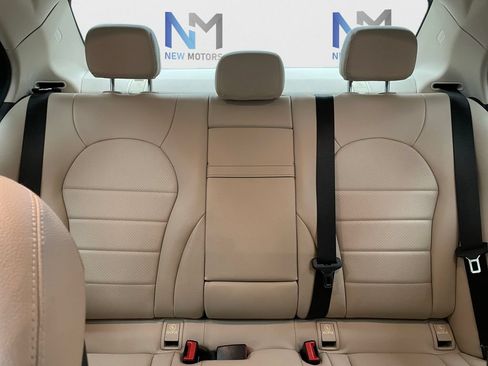 Used 2016 Mercedes-Benz C 300 4MATIC Sedan w/ Surround View Package image 11