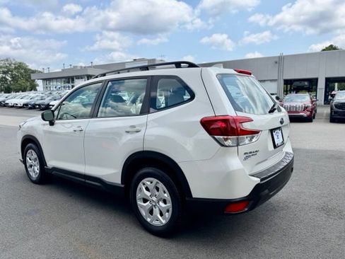 Used 2023 Subaru Forester AWD/4WD image 5