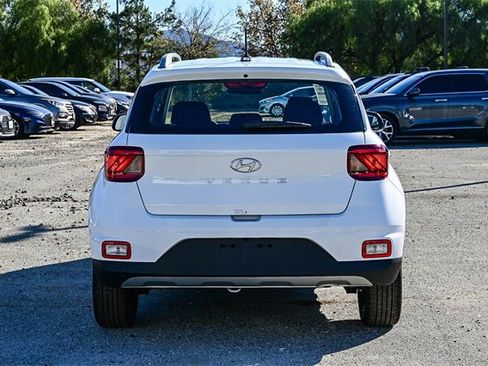 New 2026 Hyundai Venue SEL image 6