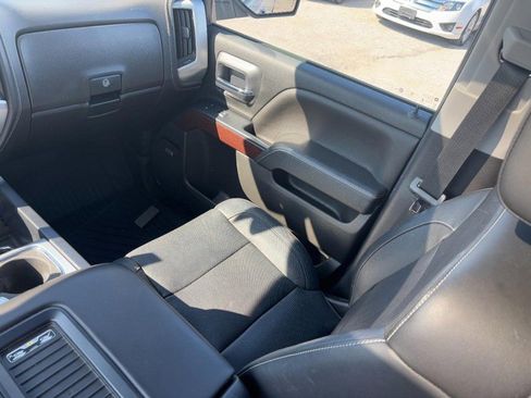 Used 2018 GMC Sierra 1500 SLT AWD/4WD image 16