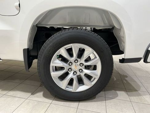 New 2026 Chevrolet Silverado 1500 Custom RWD image 30
