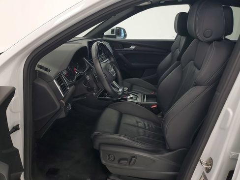 Used 2021 Audi Q5 2.0T Premium w/ Convenience Package AWD/4WD image 12